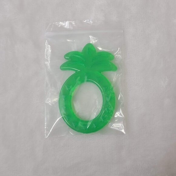 Green Pineapple Baby Teething Ring Silicone Infant Teether Toy - Picture 5 of 5